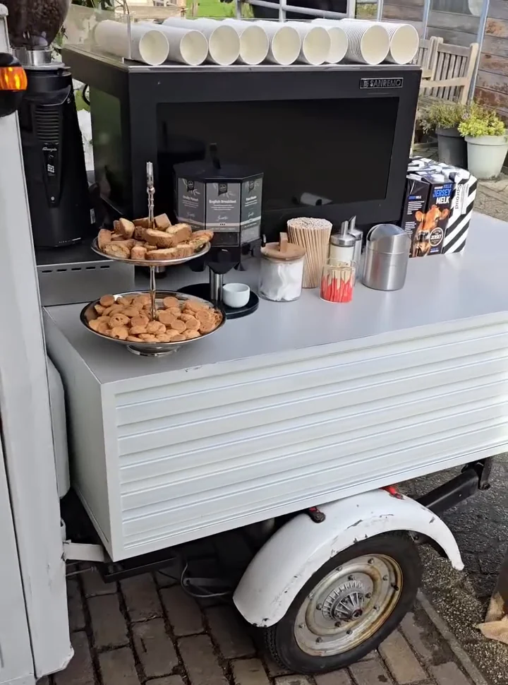 De koffietuktuk bij Zorgboerderij Lelystad